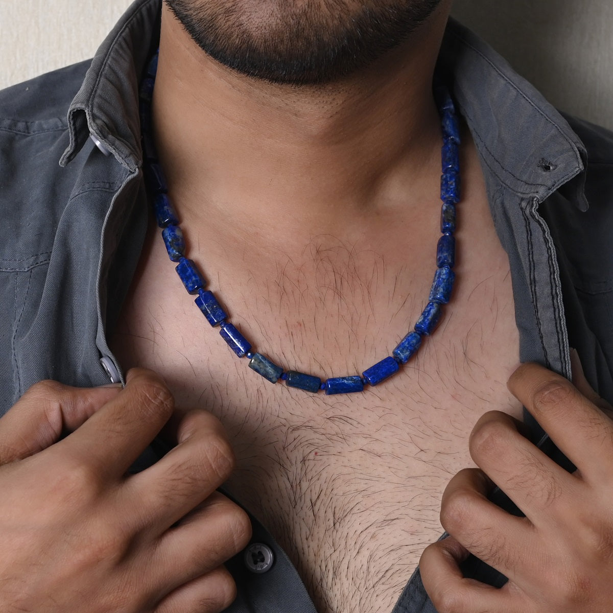 Men's Lapis Lazuli Gemstone Silver Necklace: Versatile accessory for any occasion