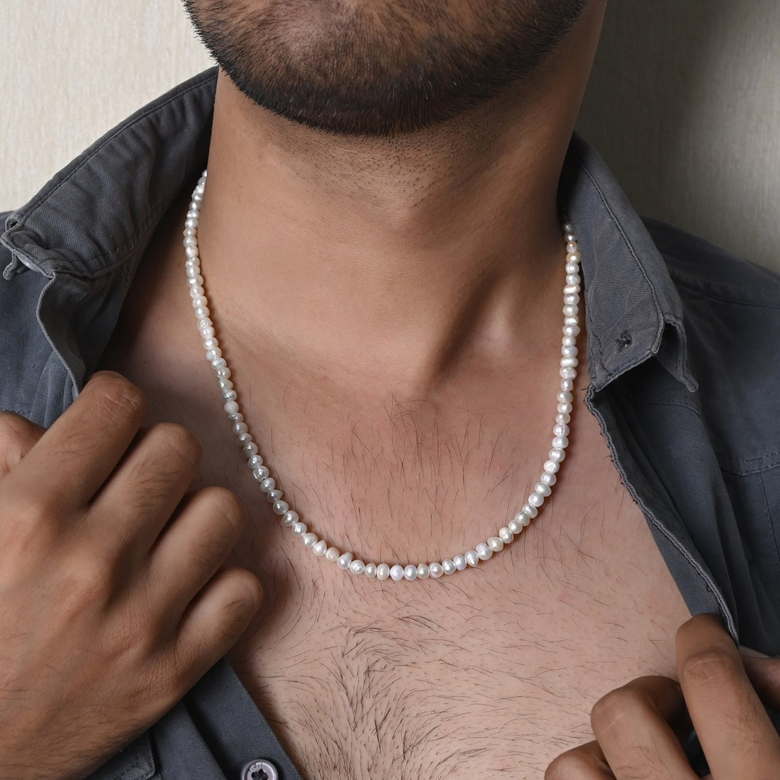Men's Pearl Gemstone Silver Necklace: Formal elegance for special occasions