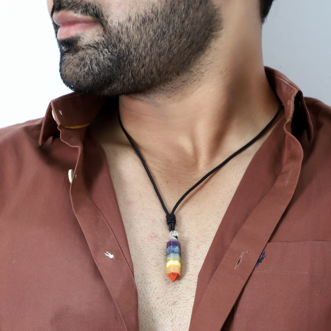 A visual representation of the weight of the pendant necklace, emphasizing its substantial yet comfortable feel on the neckline.