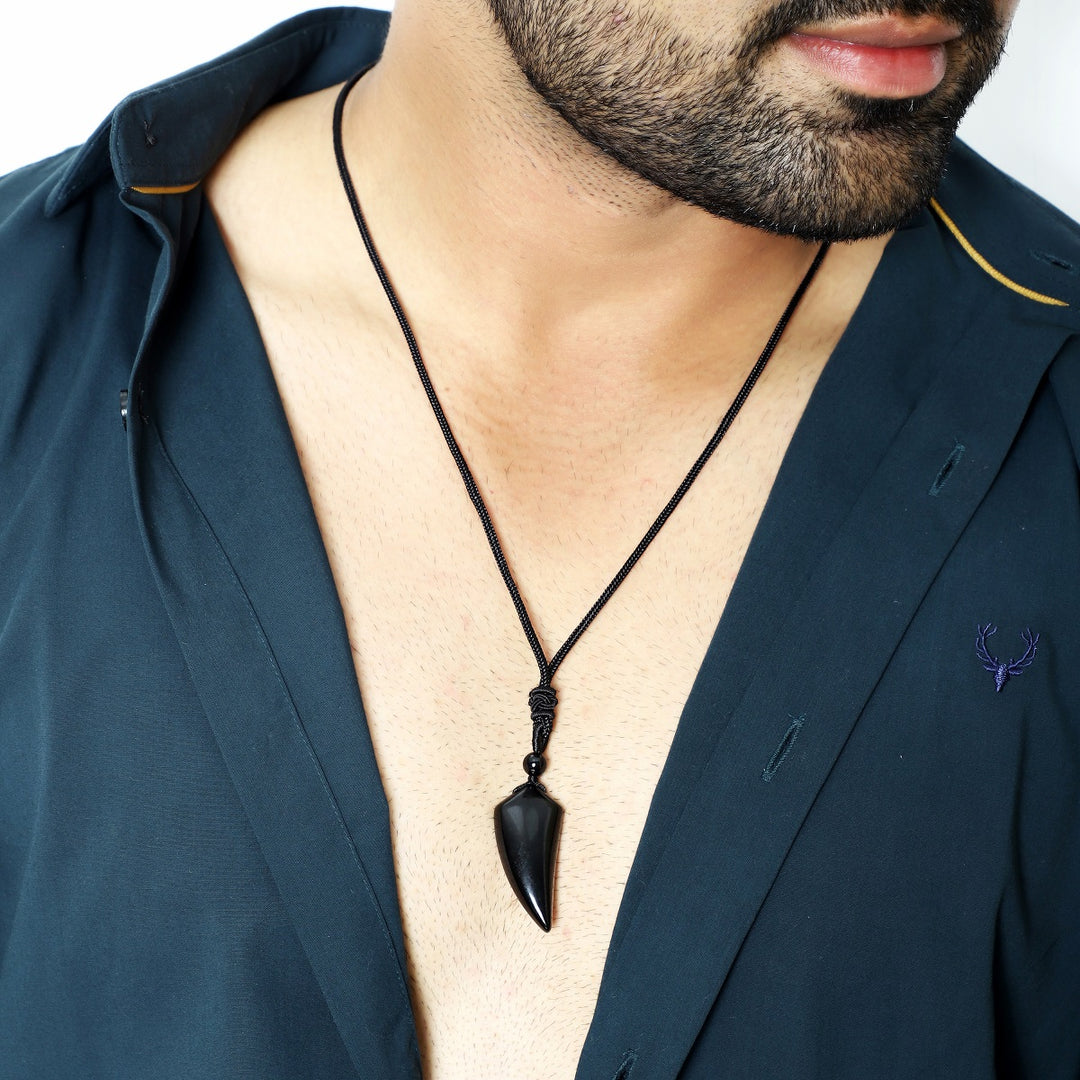 A detailed shot of the adjustable rope necklace, highlighting its versatile design and comfortable fit.