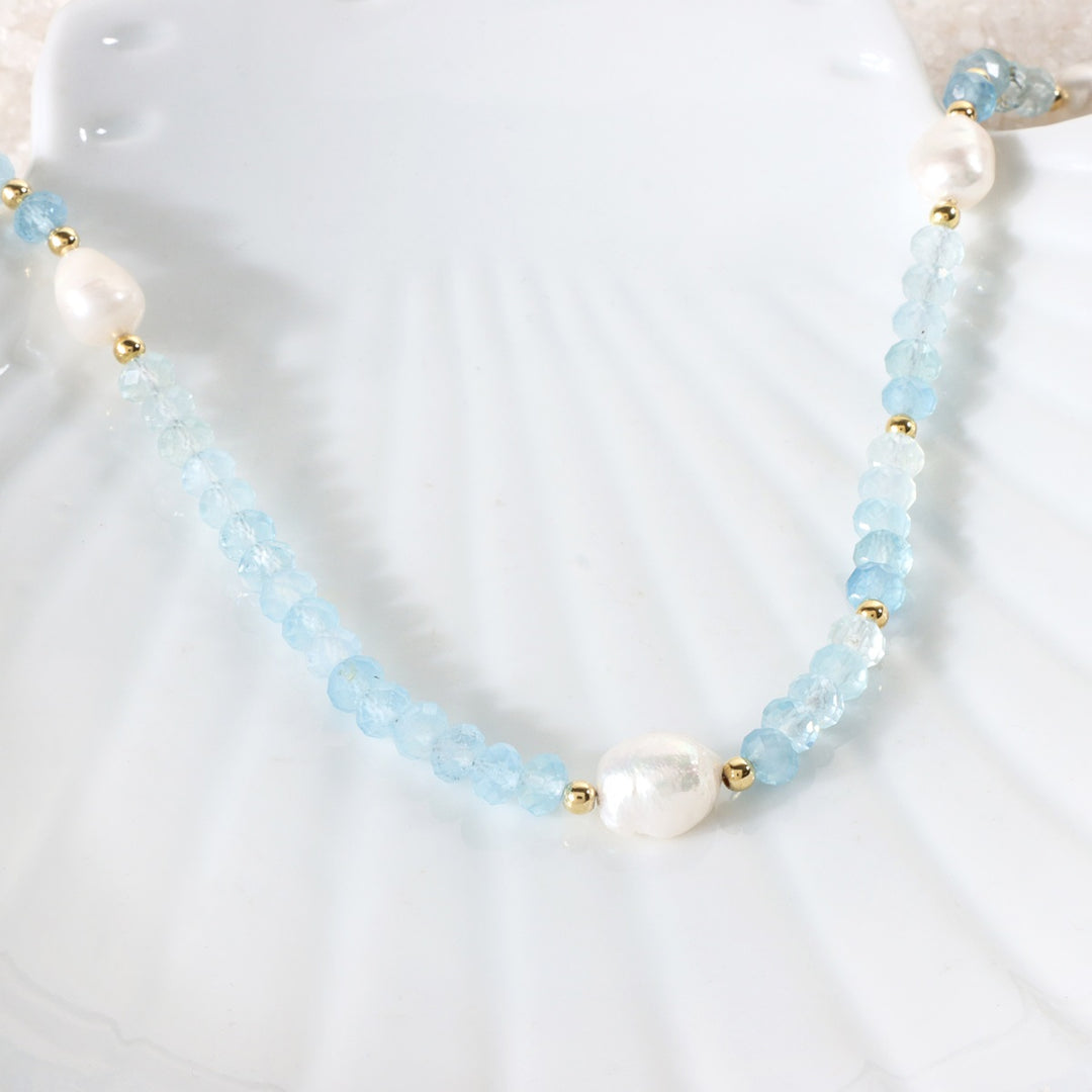 Stylish Necklace with Aquamarine and Pearl Beads