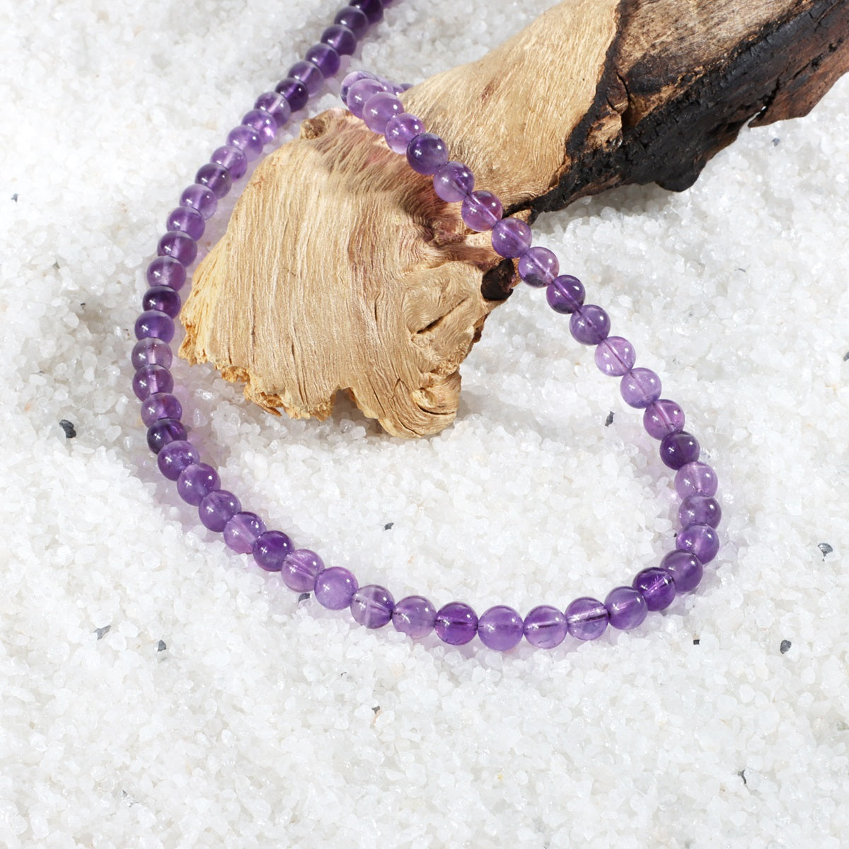 Men's Amethyst Gemstone Silver Necklace: Confident and stylish accessory