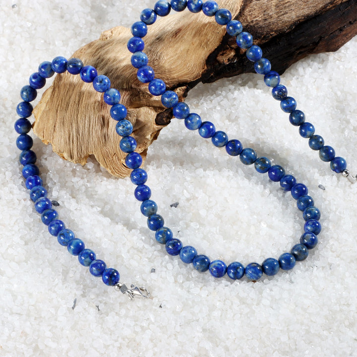 Elegant silver necklace featuring Lapis Lazuli gemstones