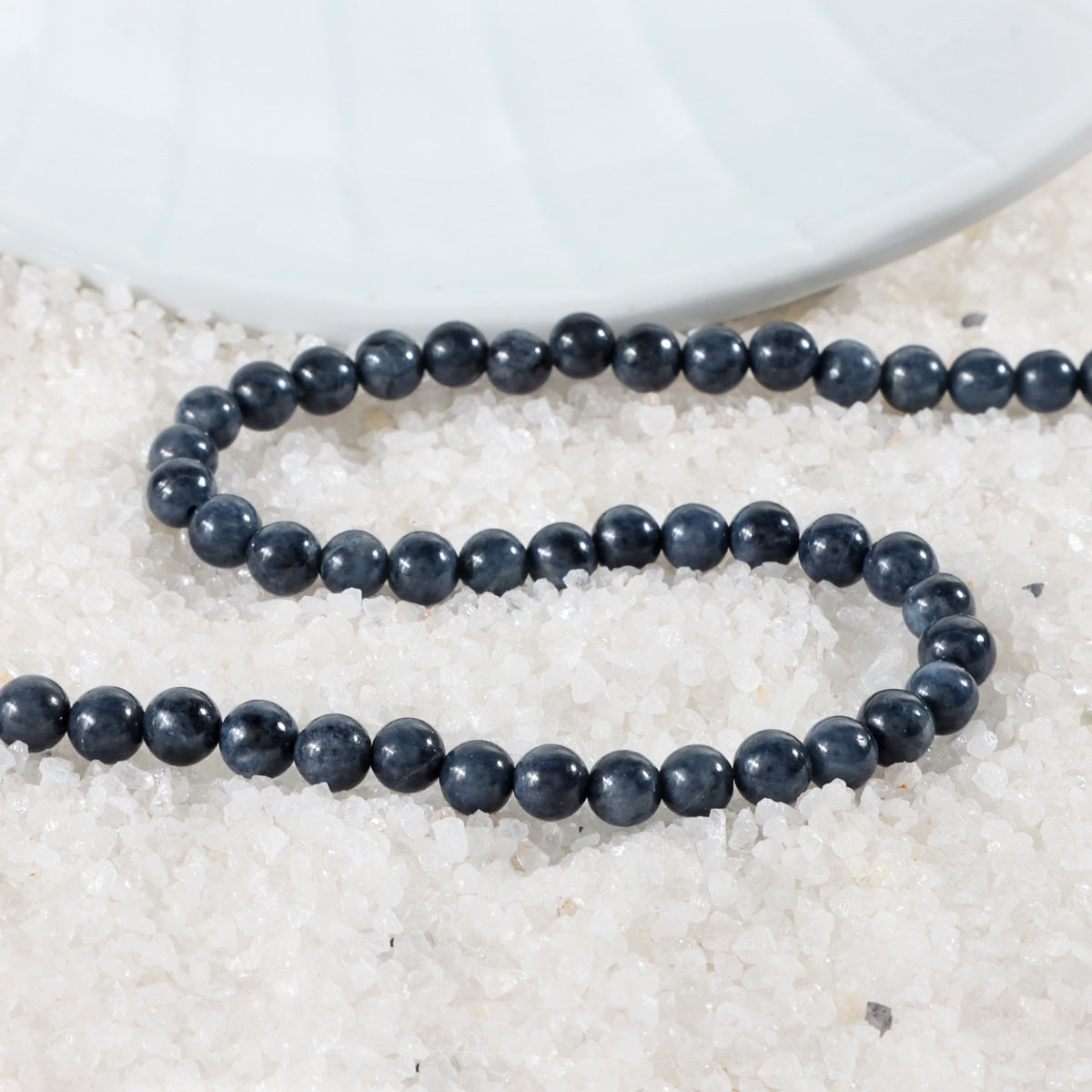 Men's Blue Sapphire Gemstone Silver Necklace: Bold statement piece