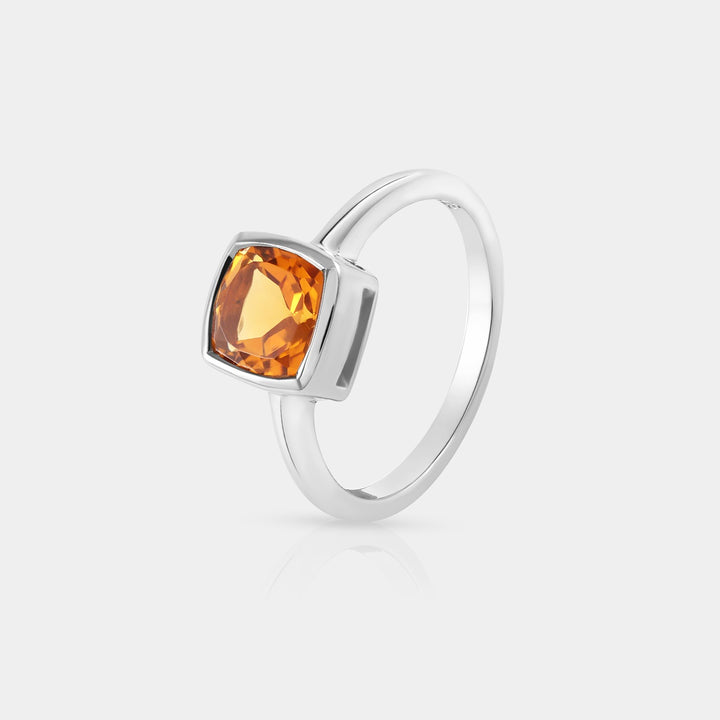 Natural Citrine 925 Silver Solitaire Ring with a radiant 1.45 Carat Cushion-cut gemstone.