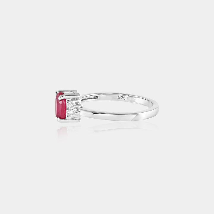 Side view emphasizing the comfortable fit of the ring in India Size 14. The 925 Sterling Silver foundation ensures both durability and a lightweight feel.