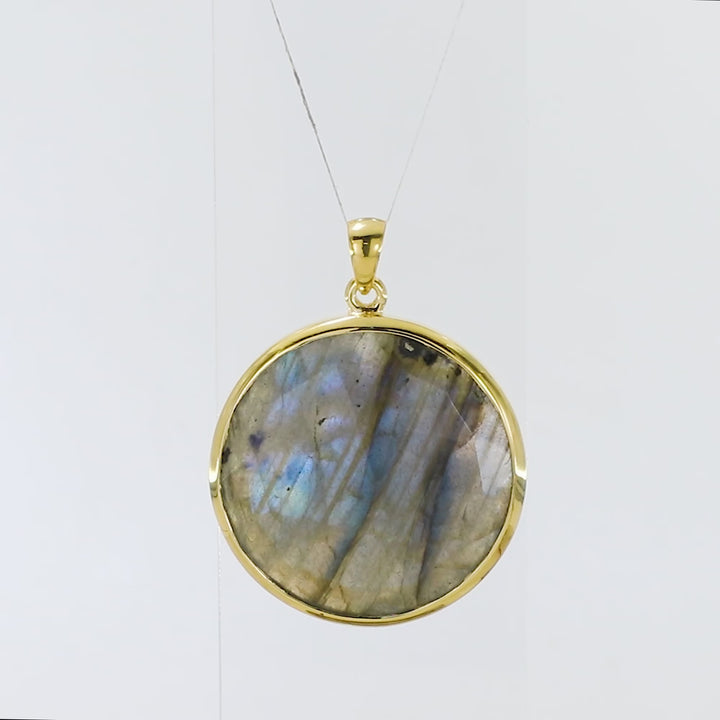 Labradorite Unisex Silver Pendant