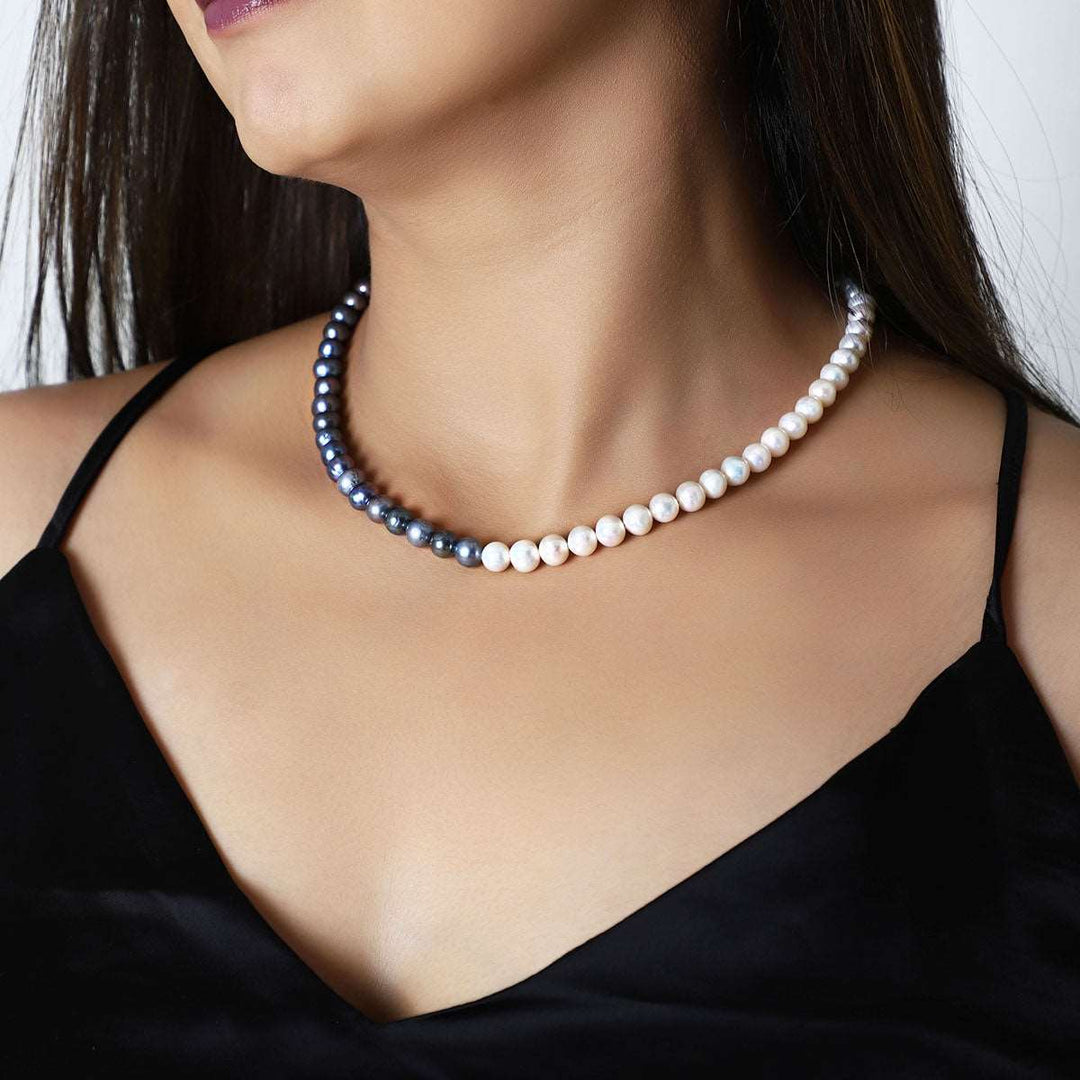 Black and White Pearl Silver Necklace